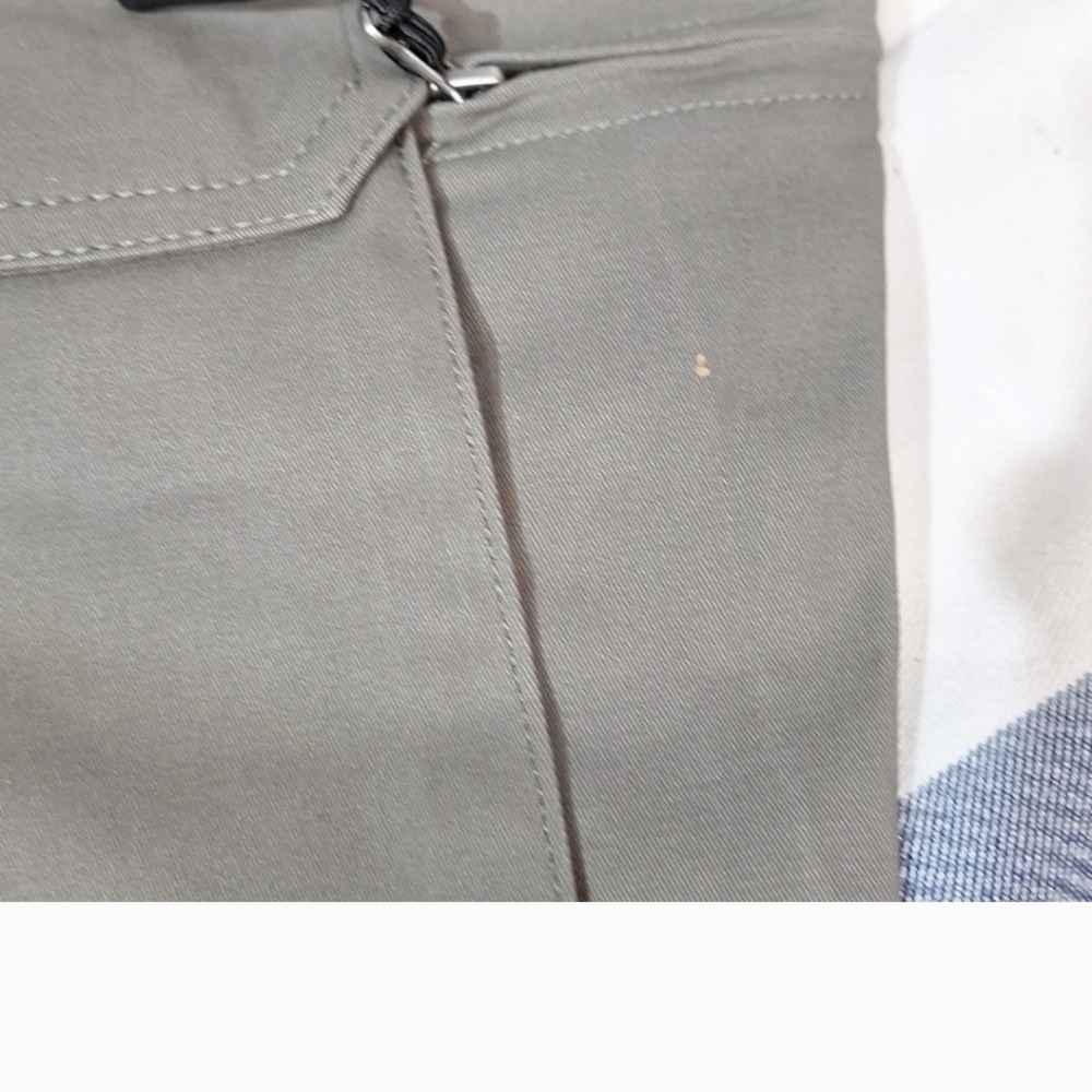 GREY CASUAL  SHORTS. XL - Picture 3 of 8